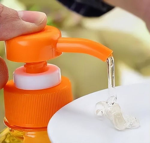 央視曾曝光 國(guó)家嚴(yán)禁的4種家居日用品，有的會(huì)致癌，趕快扔掉